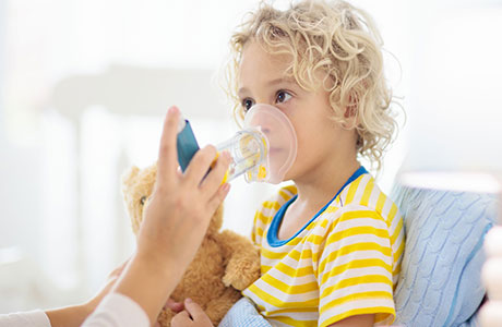 Early-Life Respiratory Tract Infections, School-Age Asthma, and Lung Function
